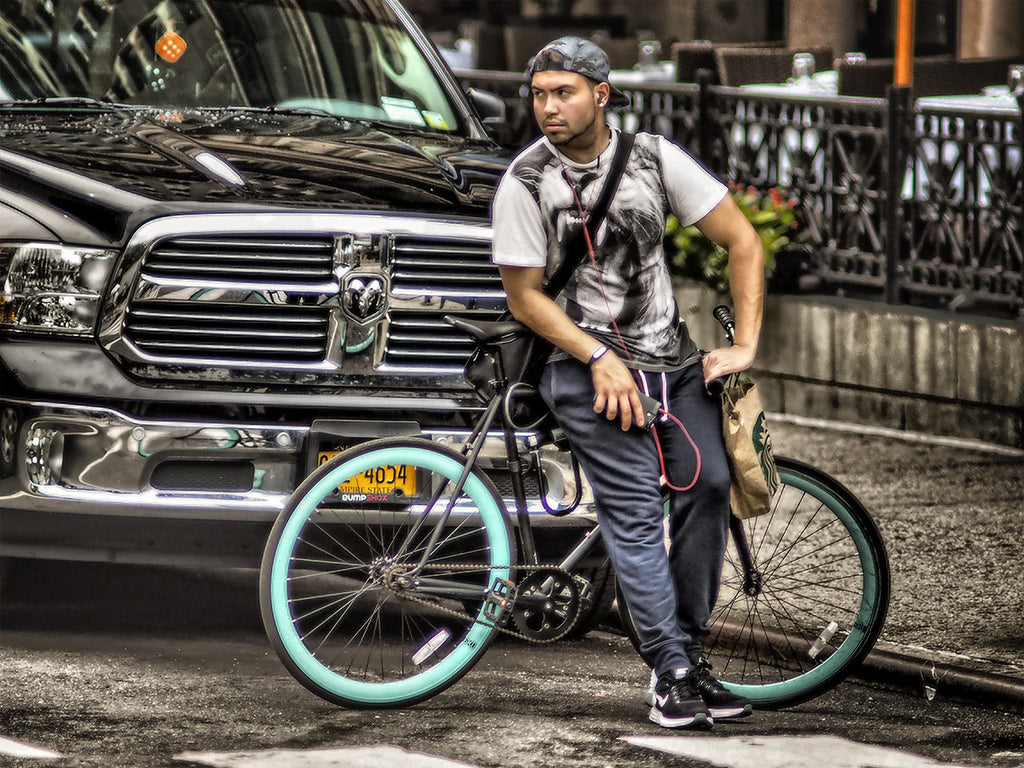 Bike Messenger with Green Rims