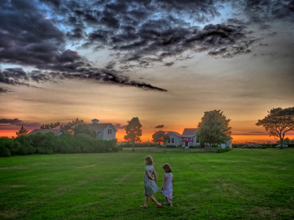 Girls On Grass